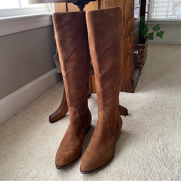Frye Ray Grommet Brown Suede Women's Boots 9.5 NWOT - Picture 8 of 15